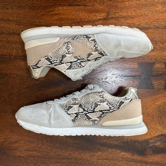 Vintage Havana Shoes - Vintage Havana Queen Women’s Leather Suede Sneaker